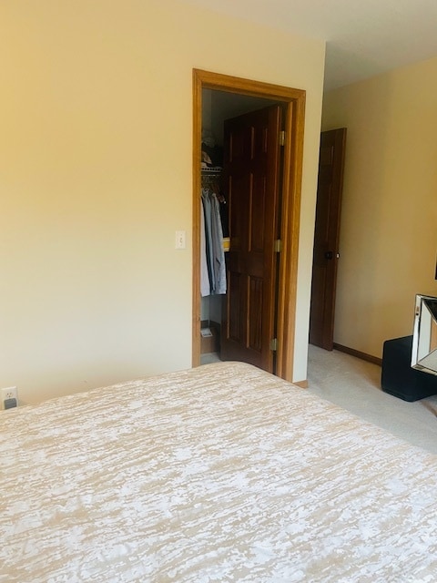 Large, spacious bedroom with natural light. - 18679 Pathfinder Dr