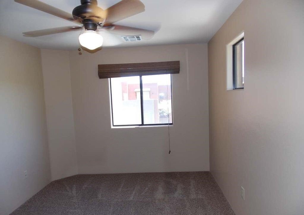 Building Photo - 3135 N Olsen Ave
