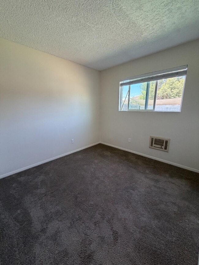 Building Photo - 8209 Jema Way