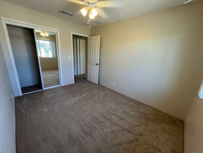 Building Photo - Ewa Beach (Montecito) - Must see!! 4 bedro...