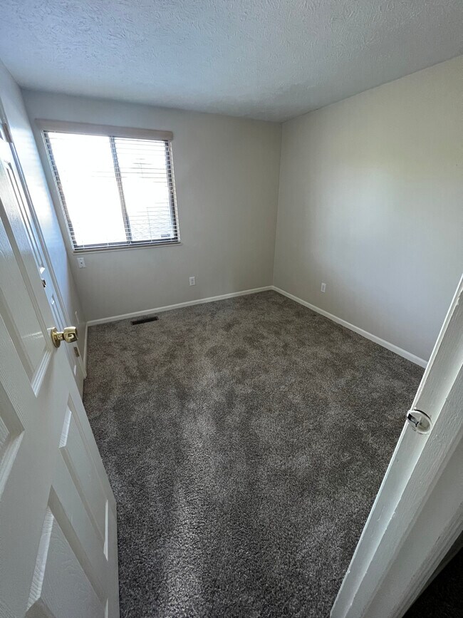 Bedroom 1 - 8913 Buckhaven Dr
