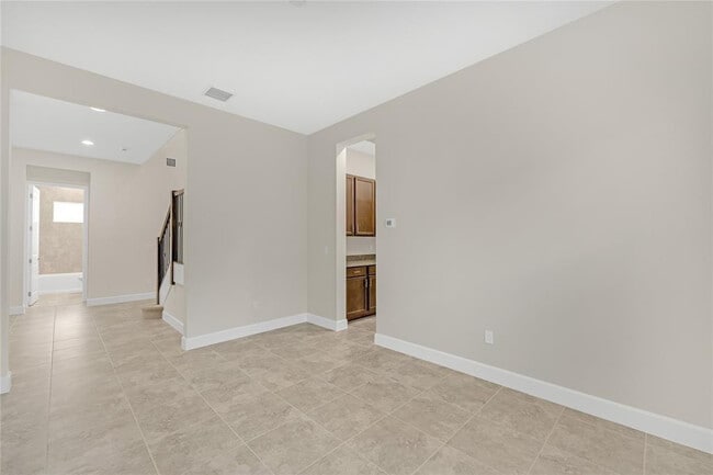 Building Photo - 14989 RedCove Pl