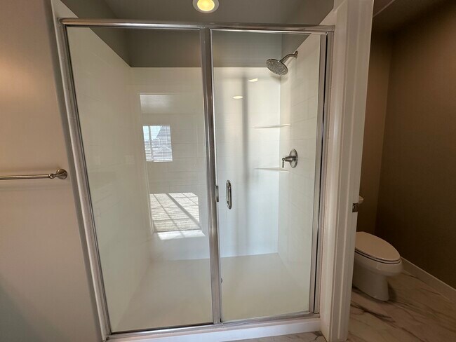 Building Photo - 1429 3500 W