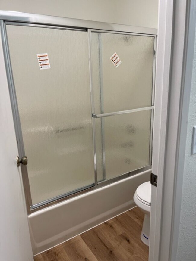 Building Photo - 85 Stenner St