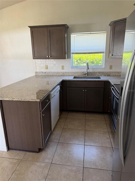 Building Photo - 106 Freeport Ln