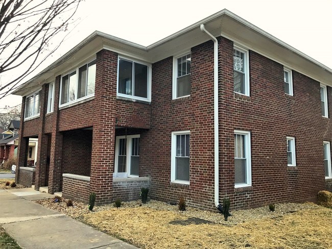 Building Photo - 511 W Walnut St