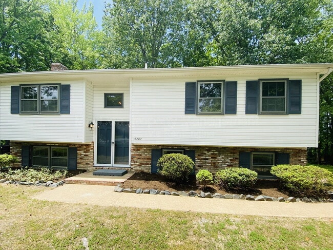 Building Photo - 12202 McClain St