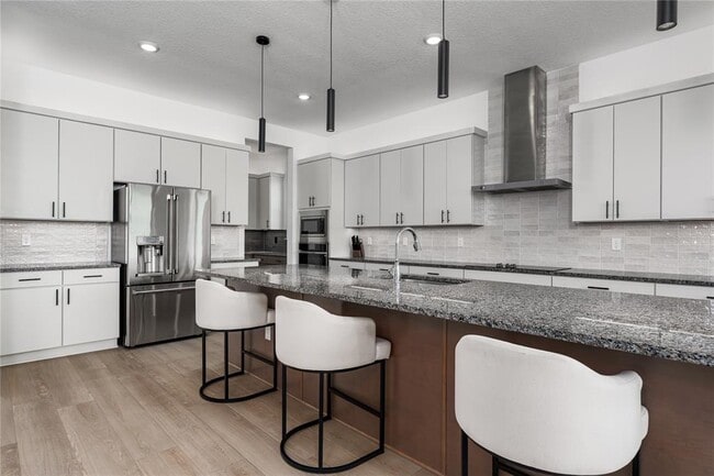 Building Photo - 8210 Golden Bch Ct