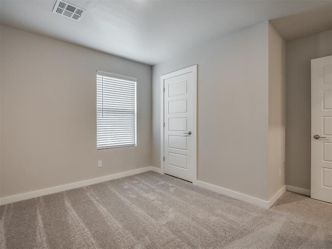 Building Photo - 520 NW 176th Terrace