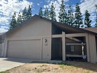Building Photo - SOUTHWEST BAKERSFIELD