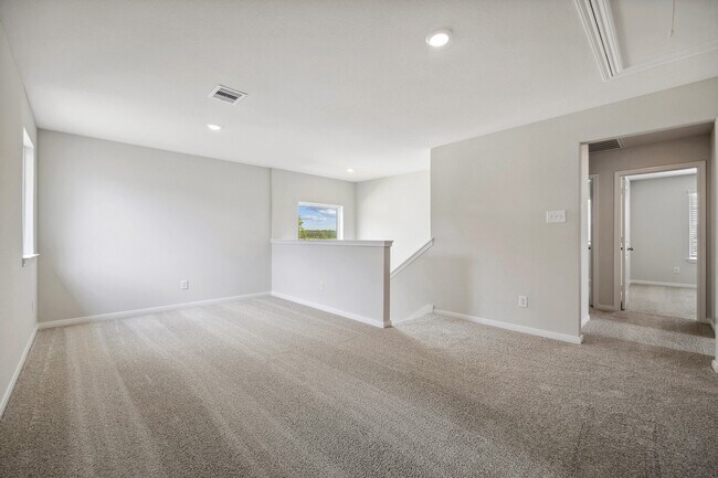 Building Photo - 15642 Honey Cv Dr