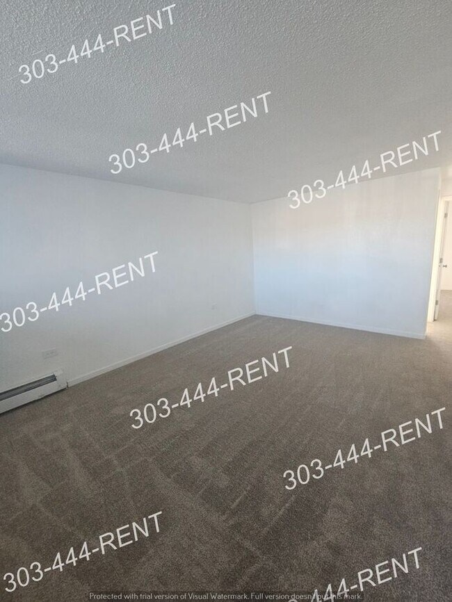 Building Photo - Great Location in Denver! All Utilities Included!
