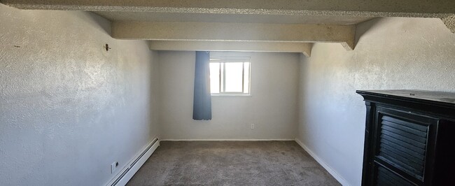 Building Photo - 4206 Loomis Ave