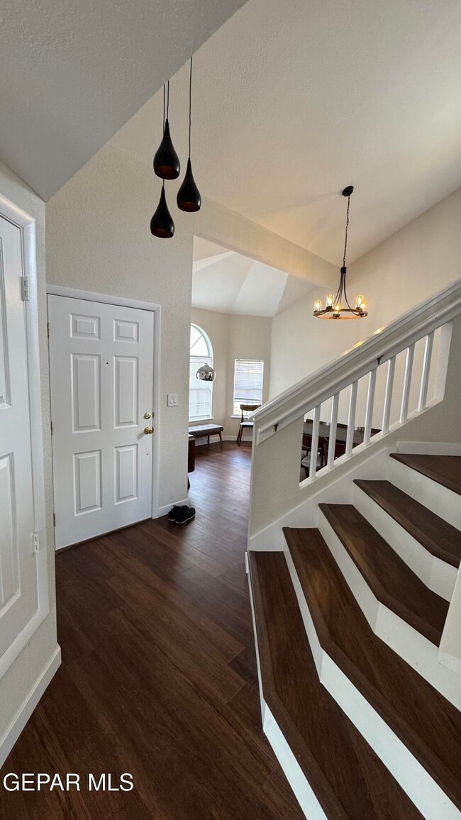 Building Photo - 7448 Plaza Taurina Dr