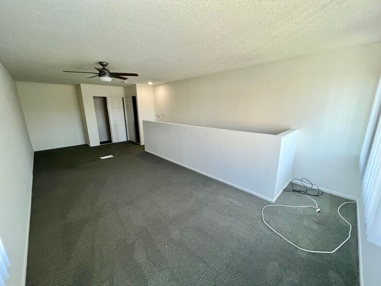 Building Photo - 3715 S Canfield Ave