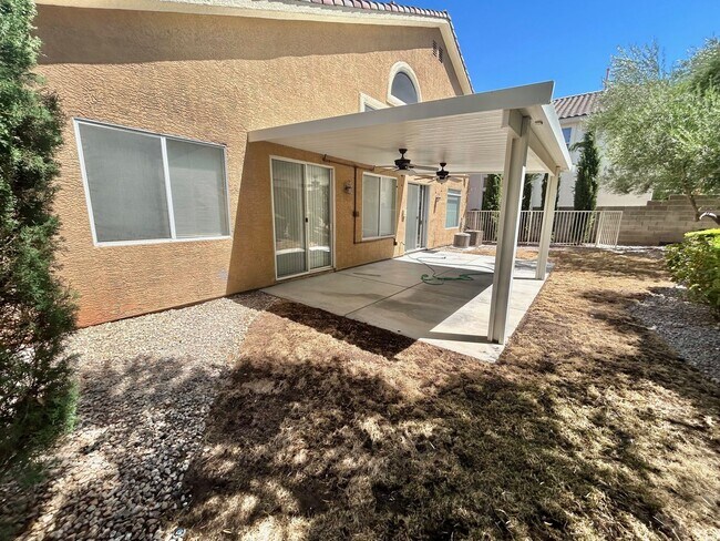 Building Photo - BEAUTIFUL 2 STORY HOUSE IN GATED SEVEN HIL...