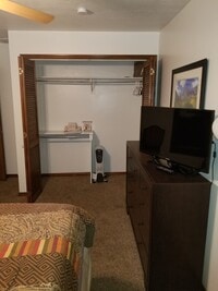 Building Photo - 1870 W 2700 S