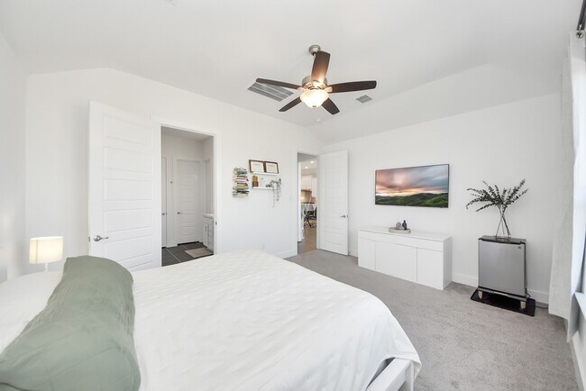 Building Photo - 4111 Crossfind Ct