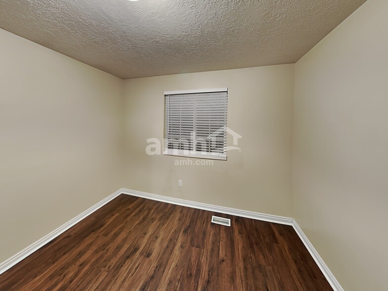 Building Photo - 459 N 990 E