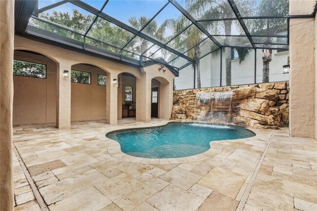 Building Photo - 9841 Covent Garden Dr