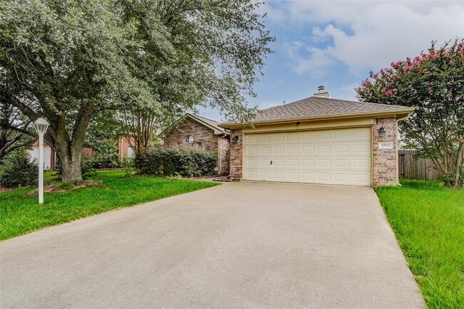 Primary Photo - 22915 Sebastian Dr