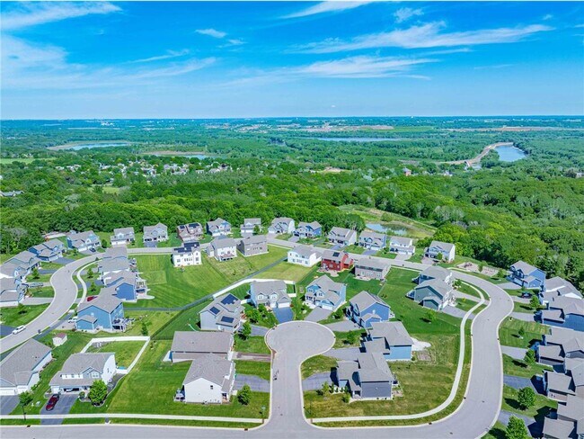 Building Photo - 140X Ironwood Ct