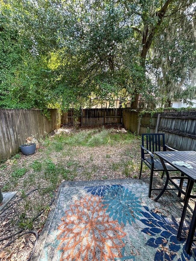 Building Photo - 3824 SW 30th Terrace