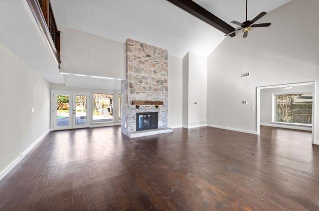 Building Photo - 207 Fresh Meadow Dr