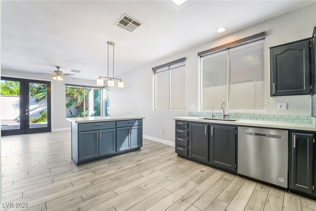 Building Photo - 252 Canyon Spirit Dr
