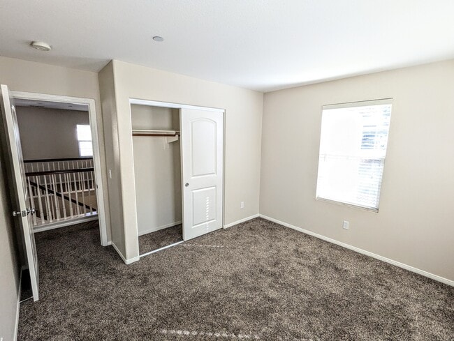 Building Photo - 1406 Mosaic Glen