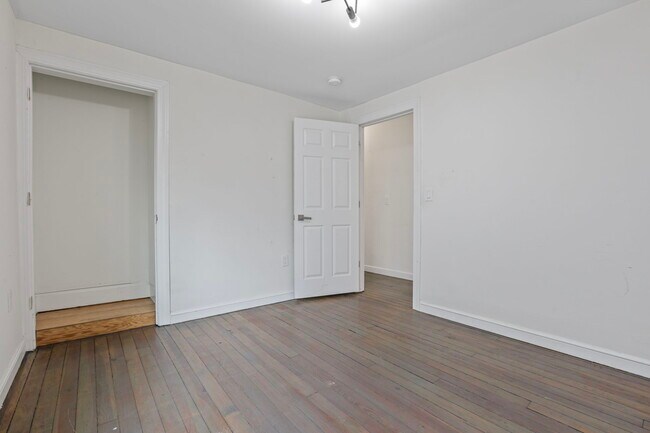 Building Photo - 187 Avondale Ave