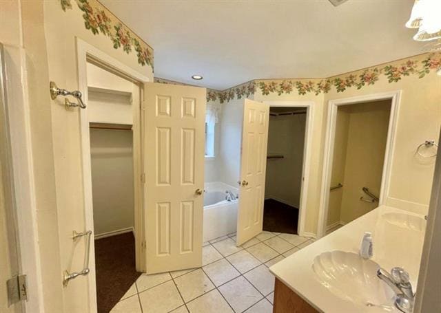 Building Photo - 621 Tulane Dr