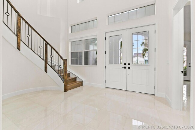 Building Photo - 15030 Wildwood Cir