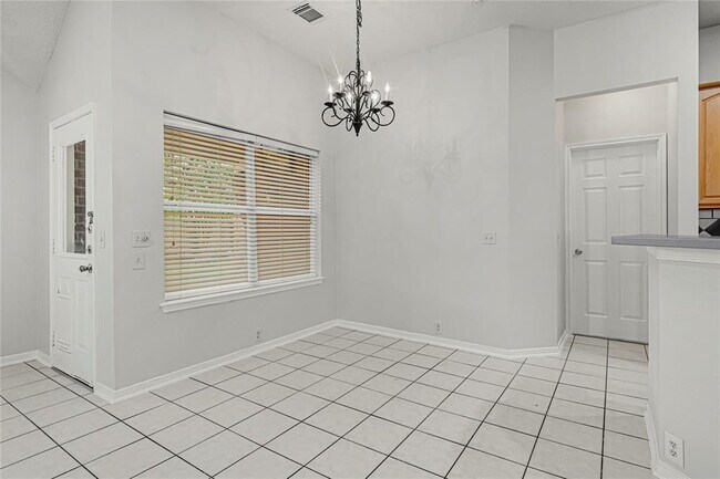 Building Photo - 7530 Broken Oak Ln