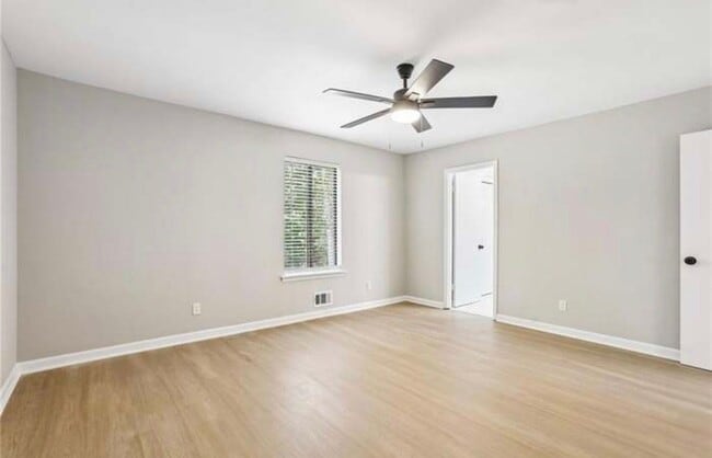 Building Photo - 5500 Gibson Dr