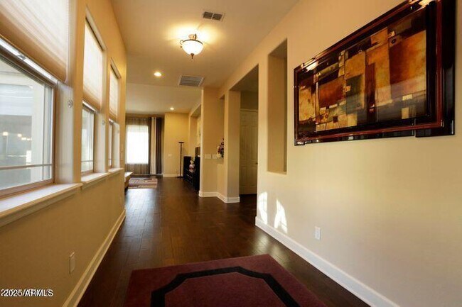 Building Photo - 5135 S Cupertino Dr
