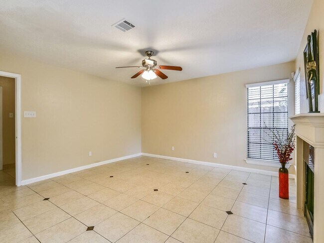 Building Photo - 14819 Cobre Valley Dr