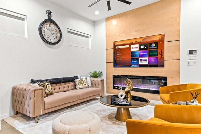 Building Photo - 1211 Bonnie View Rd