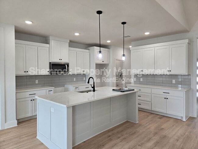 Building Photo - 9900 Ridings Dr
