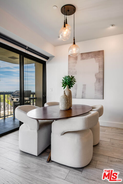 Building Photo - 10790 Wilshire Blvd