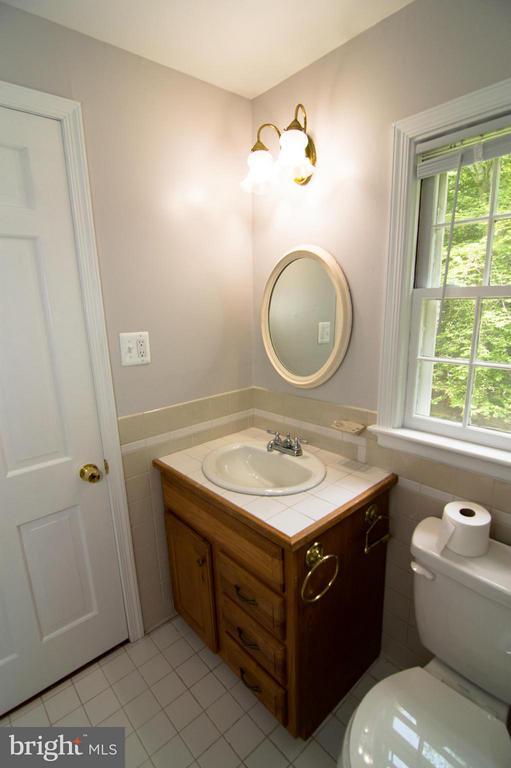 Building Photo - 6638 Holland St