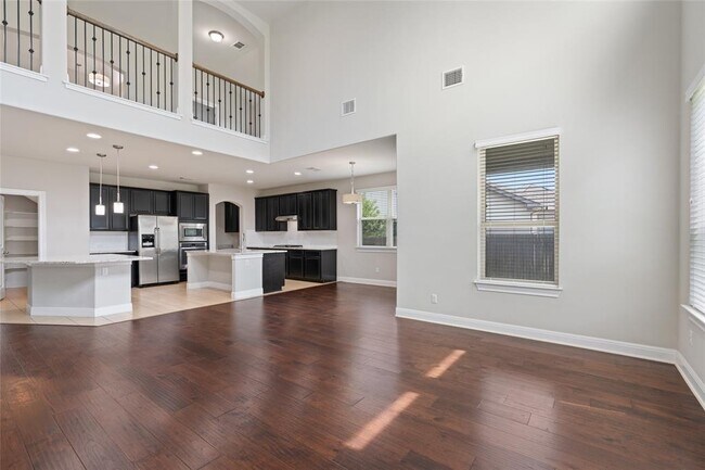 Building Photo - 15601 Cabrillo Way