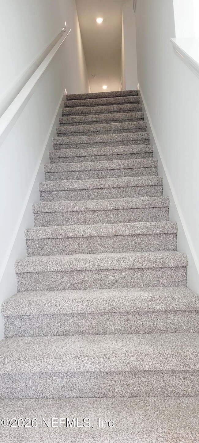 Building Photo - 40 Kingsville Ct