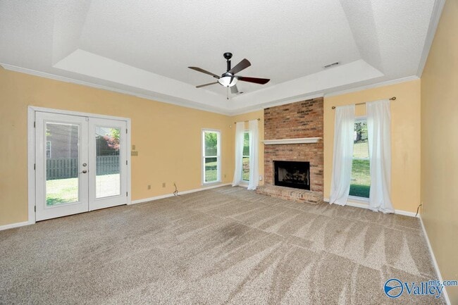 Building Photo - 722 Highland Dr