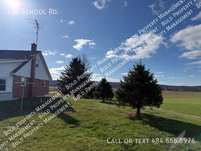 Building Photo - 138 School Rd