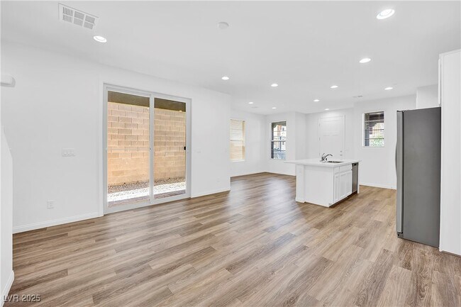 Building Photo - 11656 Bearpaw Meadow Ave