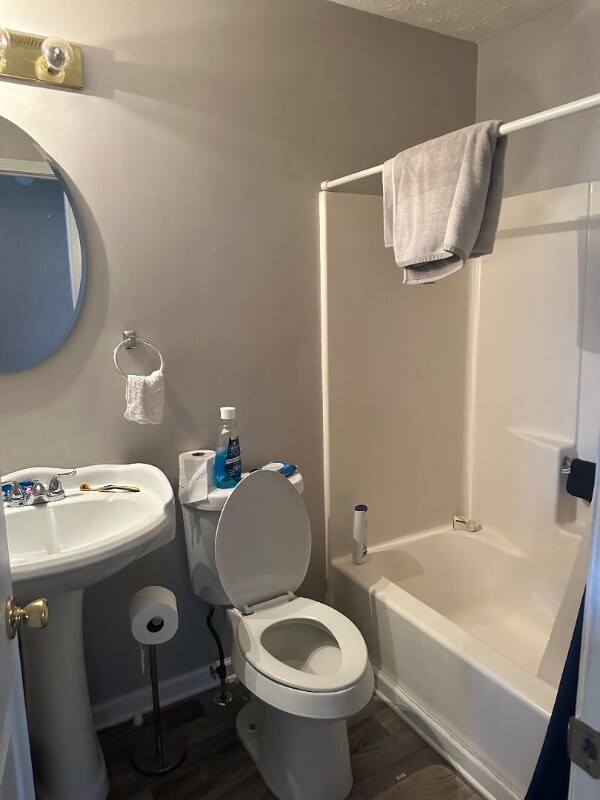 Building Photo - 3630 Thurleston Ct SW