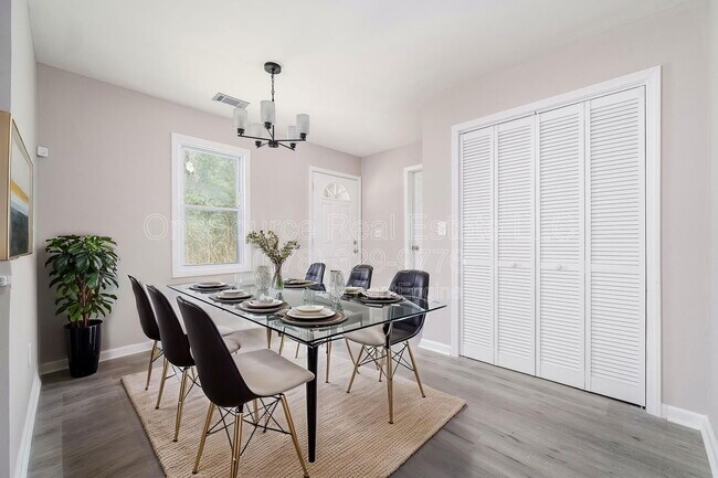 Building Photo - 665 S Eugenia Pl NW