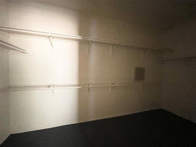 Building Photo - 1506 Amarylis Dr