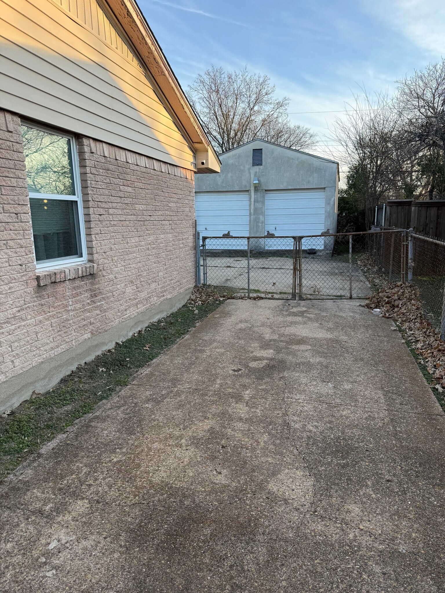 Building Photo - 922 Havenwood Dr